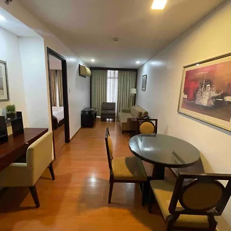 A Venue Residences Tower 8O